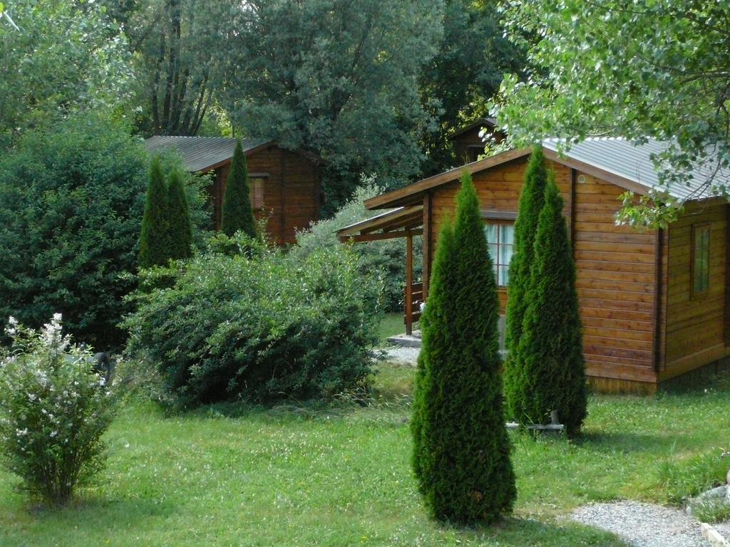 Отель La Valiere Шорж Экстерьер фото